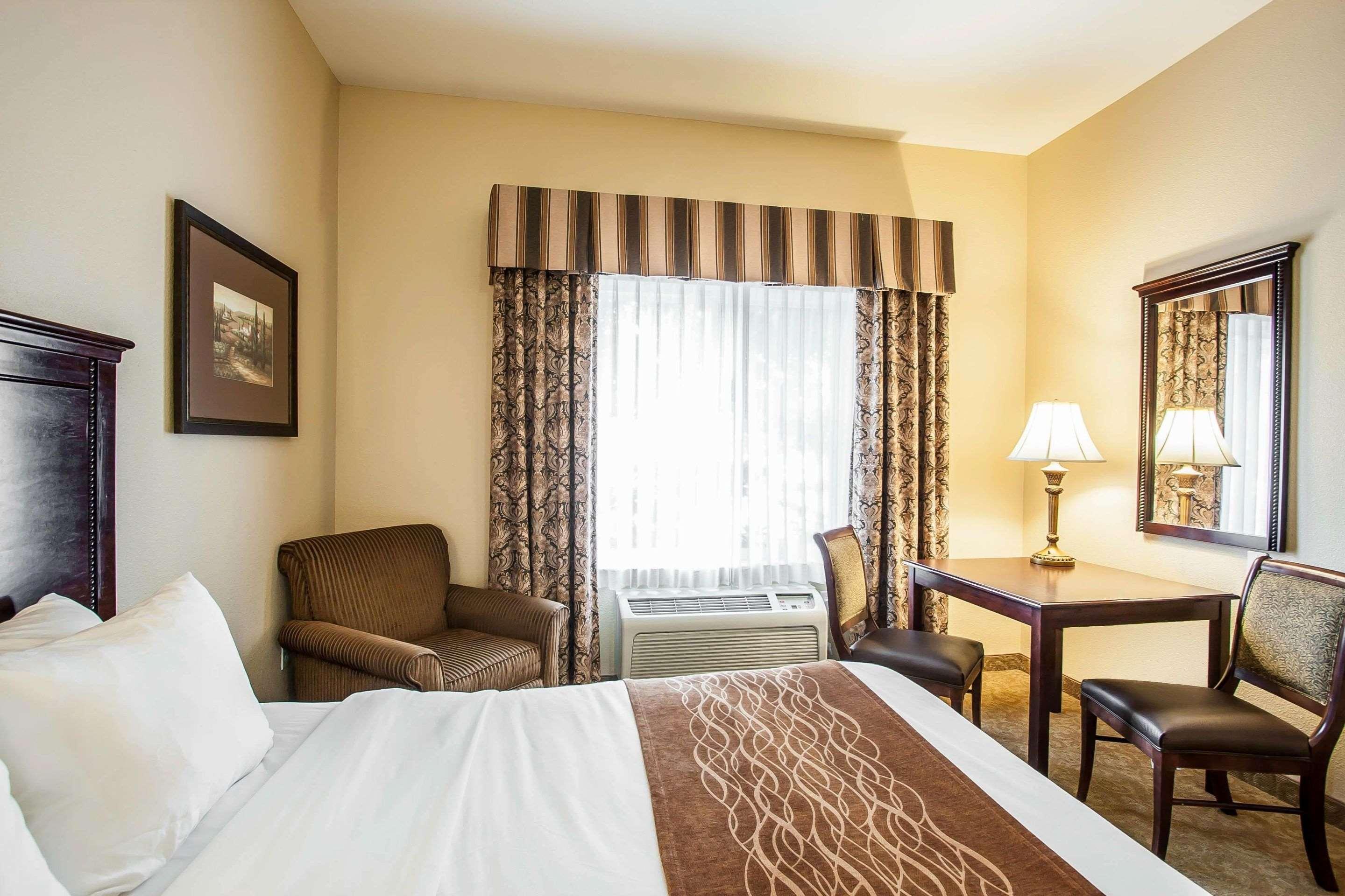 Comfort Inn & Suites Mcminnville Wine Country Kültér fotó
